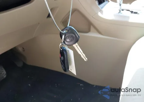 2013 Toyota Highlander Base Plus V6 z USA, uszkodzony, nr VIN 5TDBK3EH3DS187868